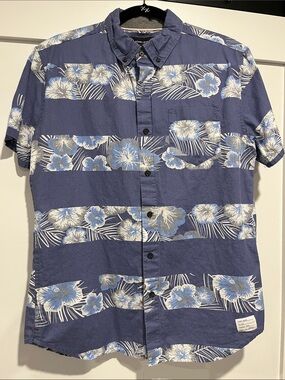 Men's Blue Floral Button-Up Shirt by Adam Levine Collection